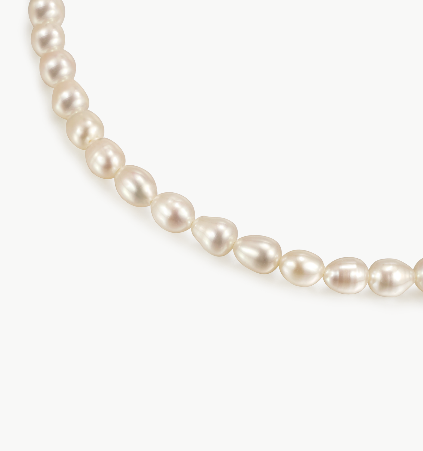 Pearl Necklace: Freshwater Pearls