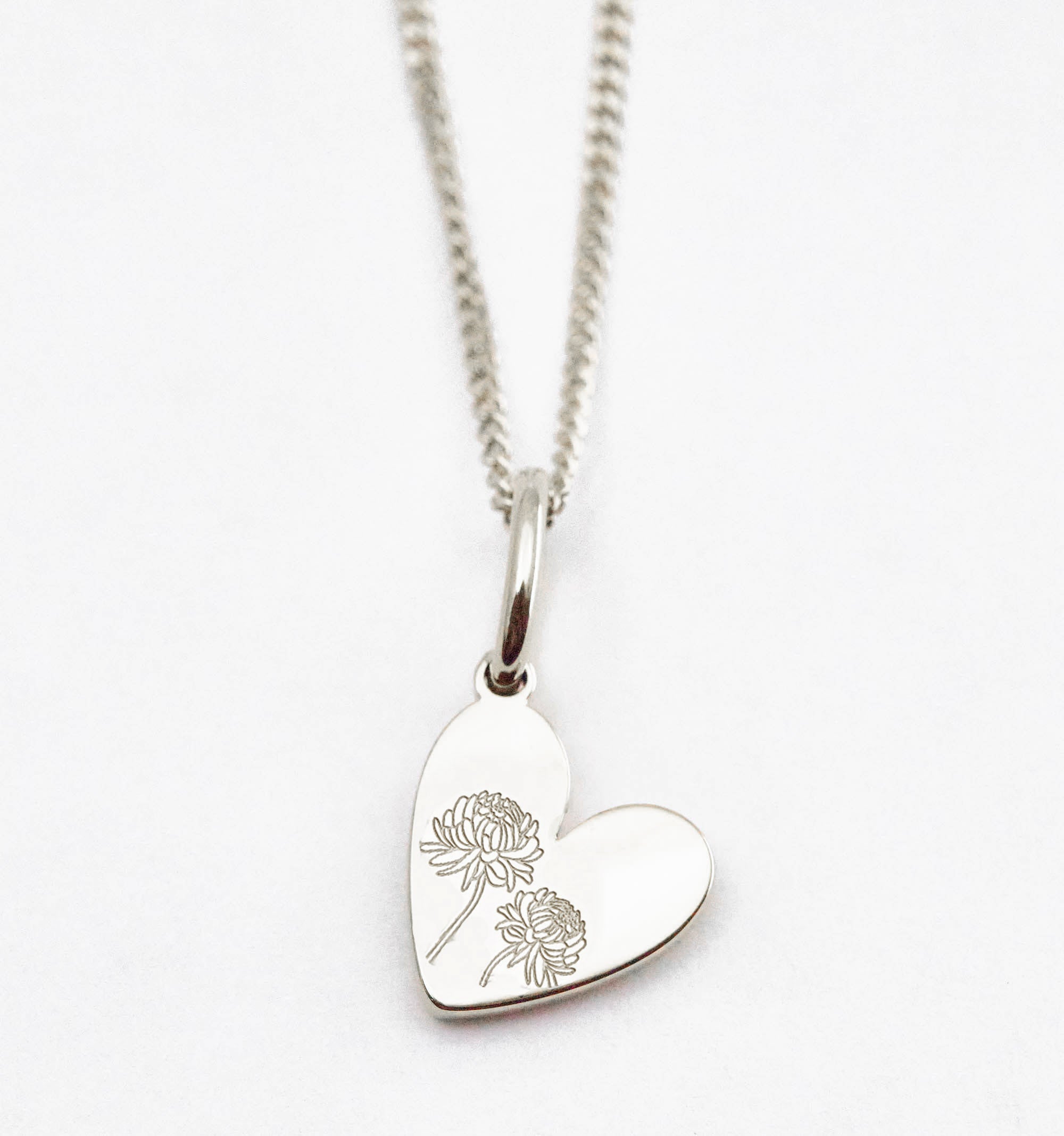 Birth Flower Heart Necklace - Chrysanthemum
