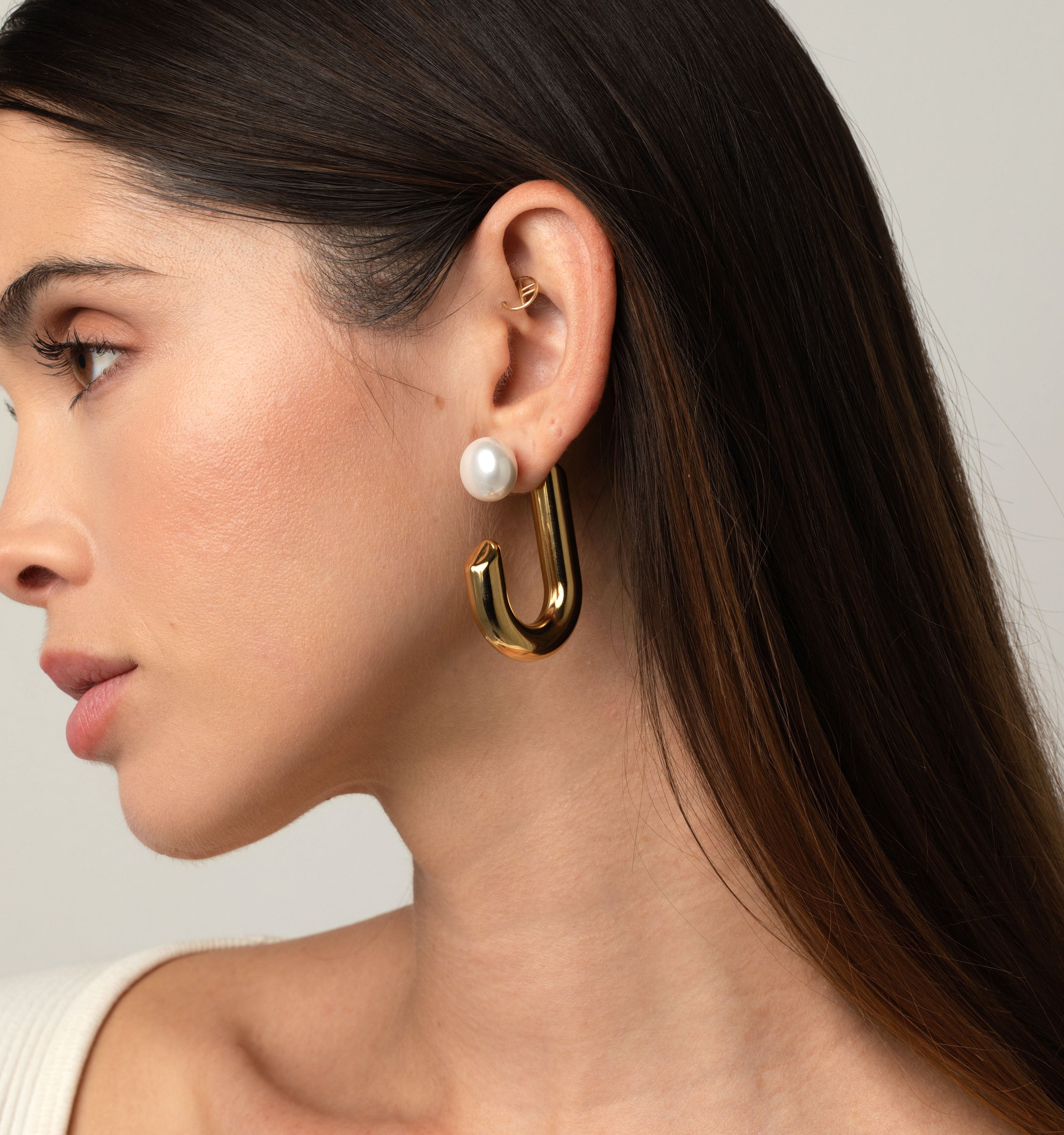 Natalia Reversible Hoop Earrings - Pearl