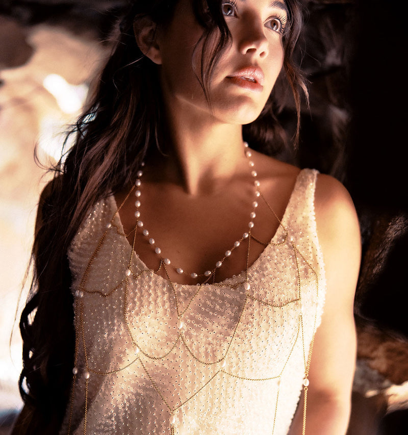 Golden Pearl Veil Necklace