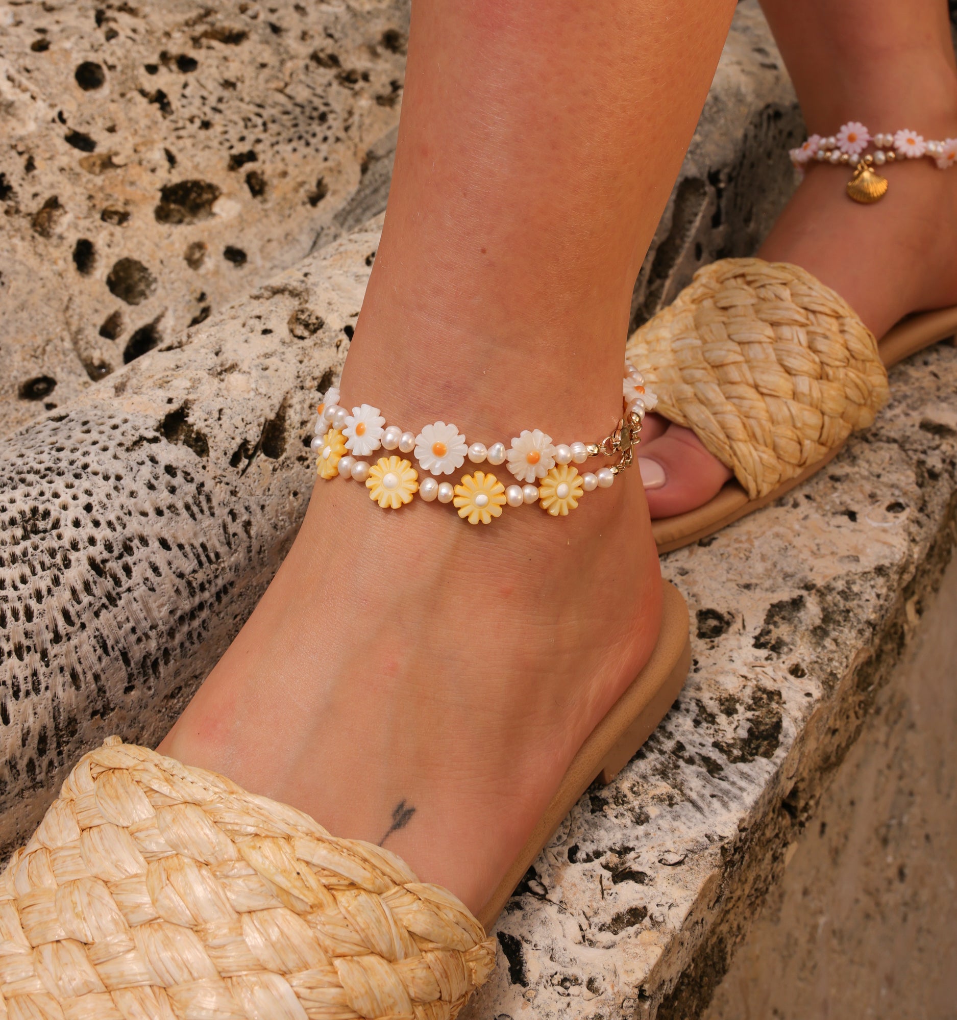 Yellow Daisy Anklet