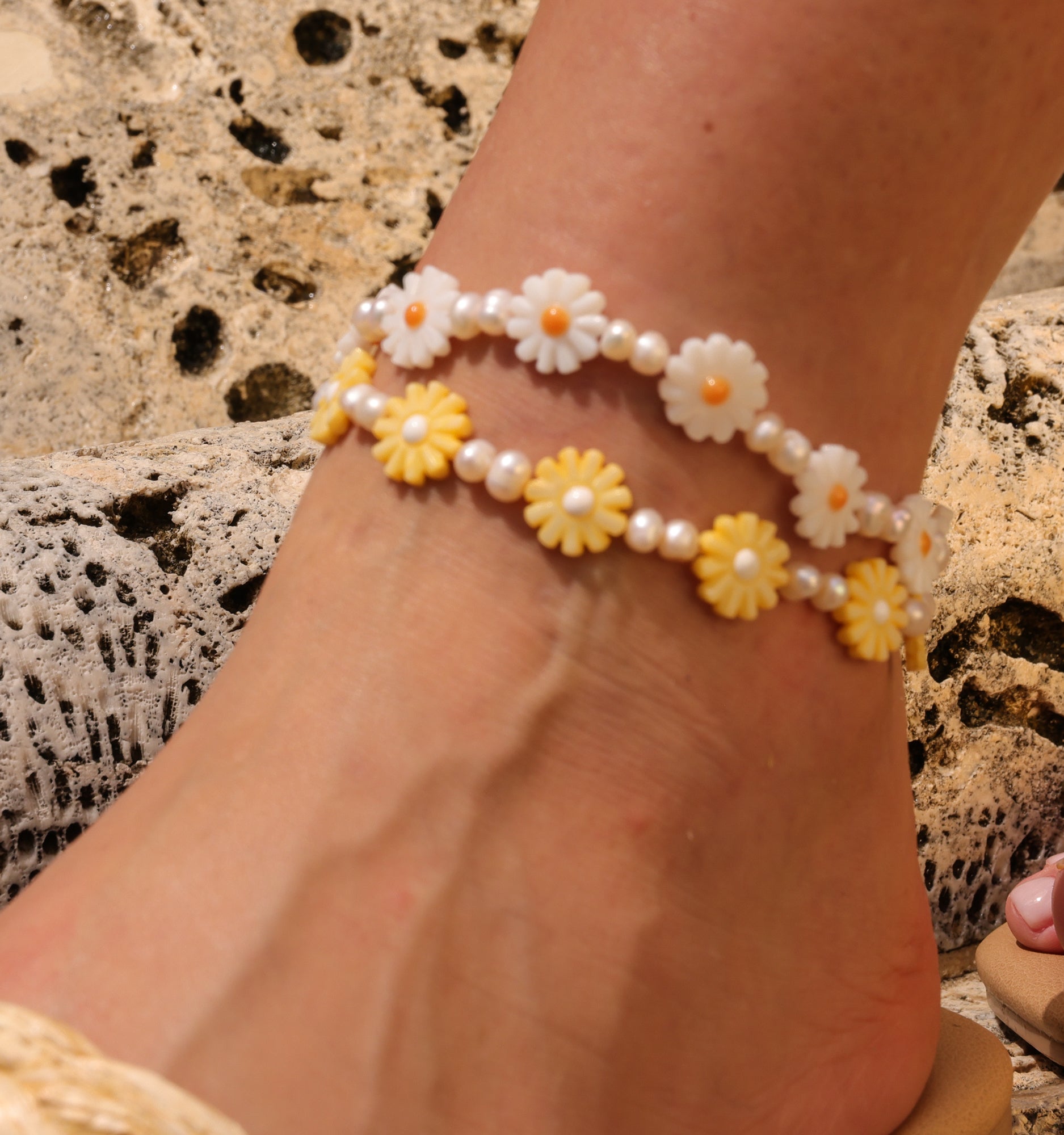 Yellow Daisy Anklet