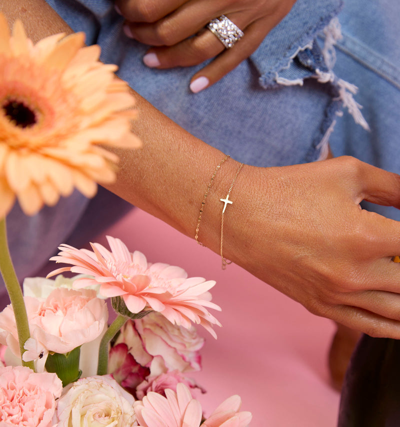 Dainty Cross Bracelet