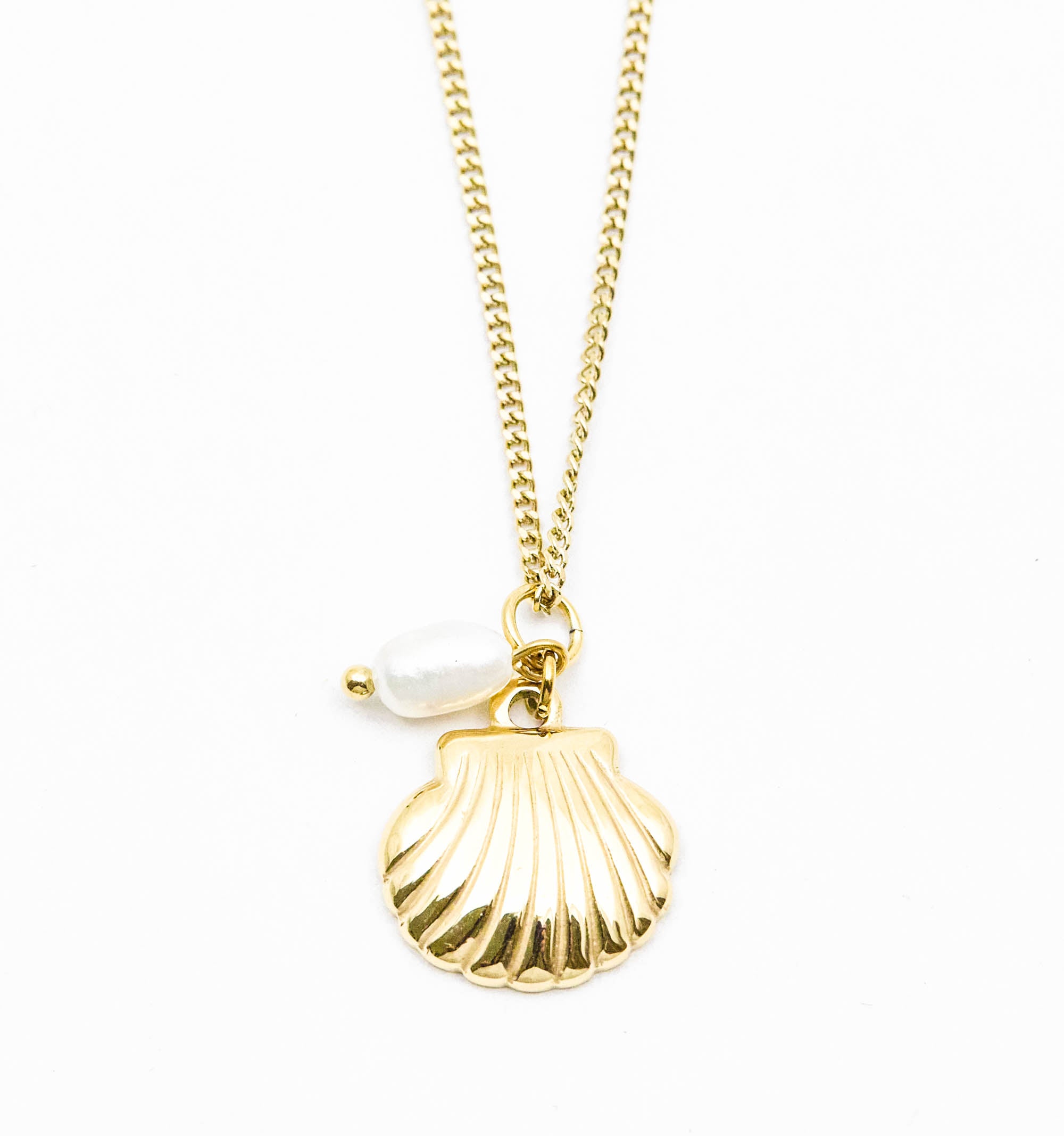 Shell & Pearl Necklace